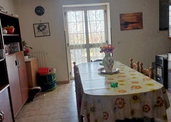 Salone - Villa contrada Vertecchia, Pietradefusi - photo 18