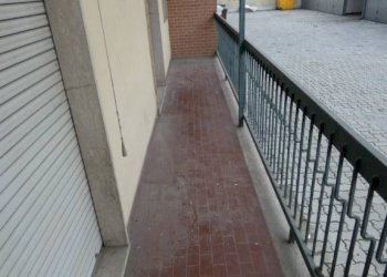 Balcone - Quadrilocale piazza Urbano Prunotto, Alba - foto 12