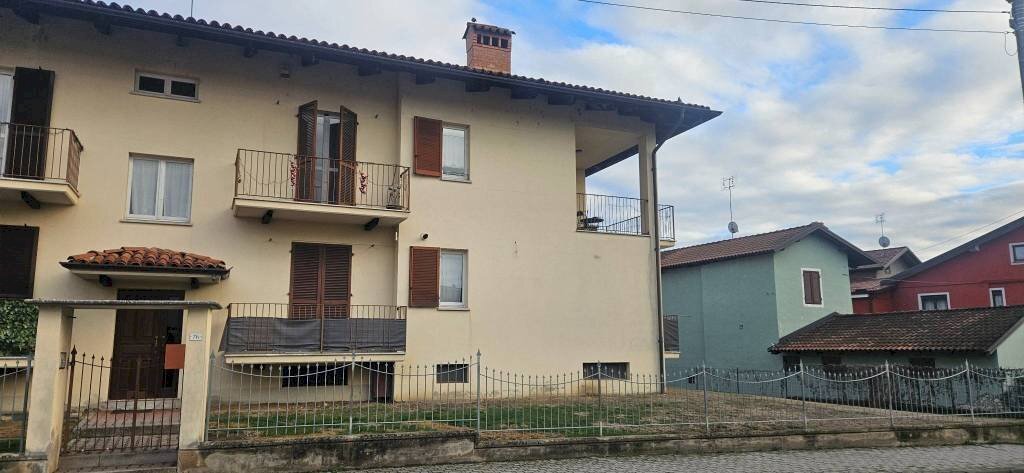 Facciata - Trilocale via Roma, 76, Margarita - foto 1