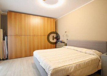 Camera da letto - Bilocale via Parco, 14, Ciriè - foto 35