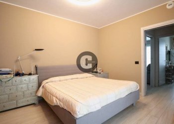 Camera da letto - Bilocale via Parco, 14, Ciriè - foto 36