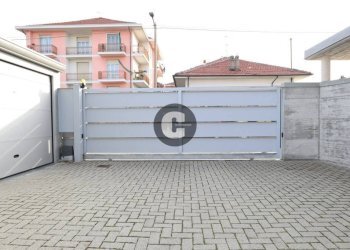 Cortile interno - Two-room apartment via Parco, 14, Ciriè - photo 44