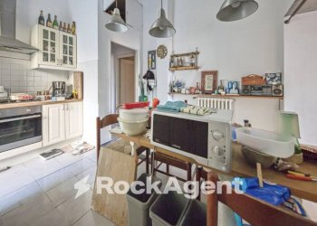 Cucina - Quadrilocale salita di San Barnaba, 28, Genova (zona Castelletto) - foto 22