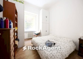 Camera da letto - Quadrilocale salita di San Barnaba, 28, Genova (zona Castelletto) - foto 3