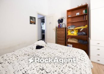 Camera da letto - Quadrilocale salita di San Barnaba, 28, Genova (zona Castelletto) - foto 5