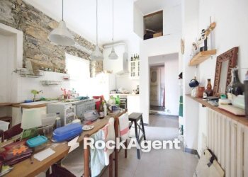 Cucina - Quadrilocale salita di San Barnaba, 28, Genova (zona Castelletto) - foto 17