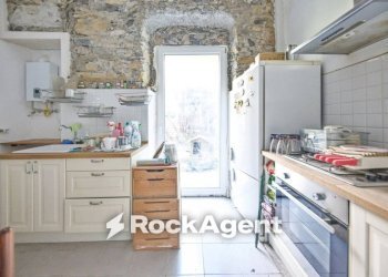 Cucina - Quadrilocale salita di San Barnaba, 28, Genova (zona Castelletto) - foto 18