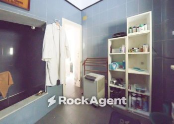 Interno non residenziale - Quadrilocale salita di San Barnaba, 28, Genova (zona Castelletto) - foto 19