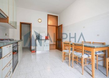 Cucina - Appartamento via Giuseppe Di Vittorio, Forlì - foto 6