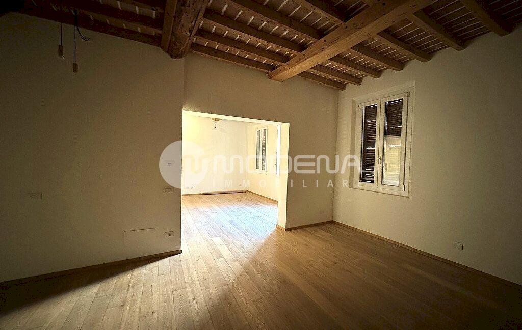 Three-room apartment Modena (neighborhood Circoscrizione 1) - photo 1