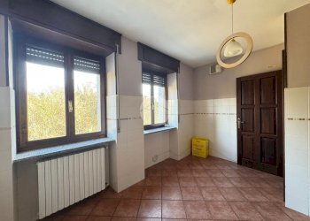 Three-room apartment Frazione Aimone, Lessona - photo 12