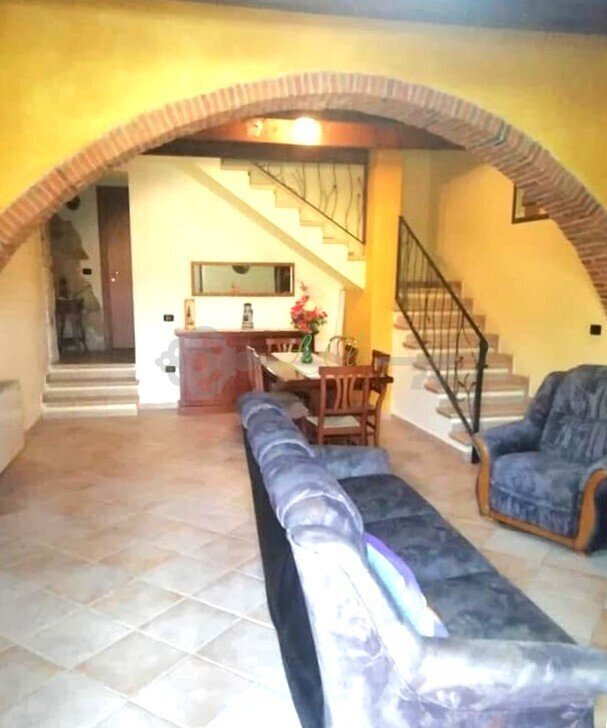 Salotto e zona pranzo - Villa a Schiera Carbonia - foto 1