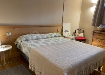 AFFITTO COURMAYEUR - CAMERA MATRIMONIALE - Trilocale Prè-Saint-Didier - foto 9