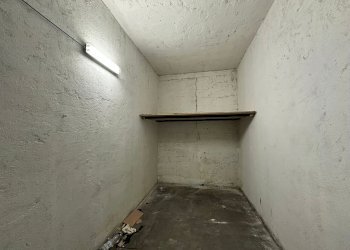 8a04c4e4-6657-450a-aee2-0c2abdb7c2ed.jpg - Box Via Pesaro 45, Torino (neighborhood Aurora) - photo 5