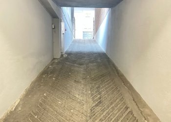 19e2e07c-4d0b-4b97-8edc-5bad119286bf.jpg - Box Via Pesaro 45, Torino (neighborhood Aurora) - photo 7