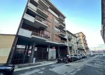 bc9e3a32-f483-4297-a89c-76591e3f37f7.jpg - Box Via Pesaro 45, Torino (neighborhood Aurora) - photo 13