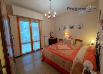 camera da letto - Bilocale viale Della Repubblica
 
00, Pietra Ligure - foto 3