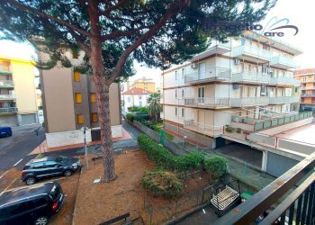 veduta - Bilocale viale Della Repubblica
 
00, Pietra Ligure - foto 12