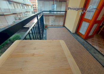 Ampia balconata dal soggiorno - Bilocale viale Della Repubblica
 
00, Pietra Ligure - foto 27