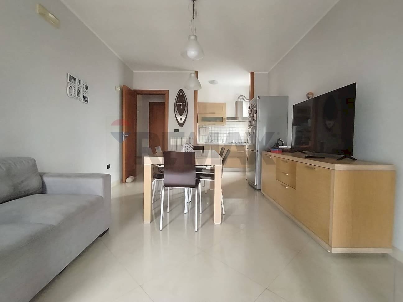 Sala da pranzo - Three-room apartment Via Carso
 
118, Galatina - photo 1