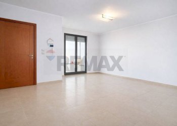 Stanza vuota - Trilocale Via Carso
 
118, Galatina - foto 7