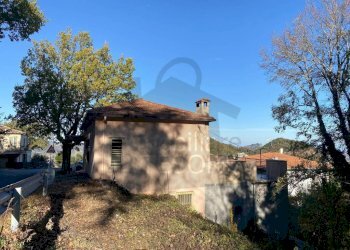 Giardino - Casa indipendente via Poggio Casalino, San Leo - foto 2