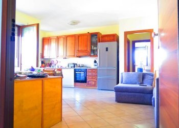 Cucina - Bilocale via Carlo Majorano, Parma - foto 4