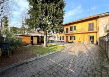 Casa semi indipendente Viale dei Kennedy, Rescaldina - foto 1