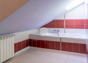 Four-room apartment Via Paolo Regis, Chivasso - photo 36