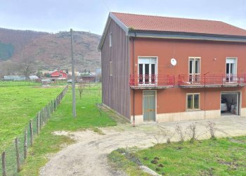 Foto 1 - Independent house Via Vallicella
 
8, Volturara Irpina - photo 1