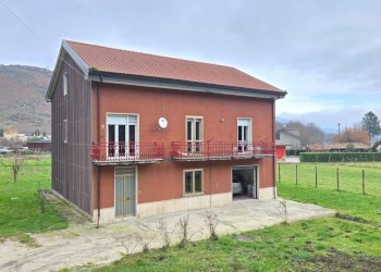 Foto 2 - Independent house Via Vallicella
 
8, Volturara Irpina - photo 2