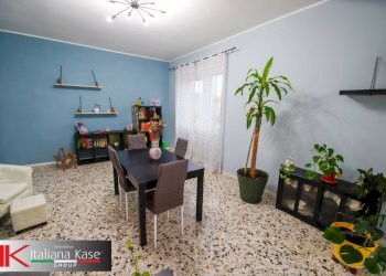 Foto 28 - Quadrilocale Viale Europa
 
27, Caluso - foto 28