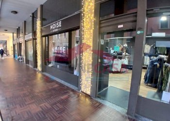 Foto 1 - Negozio VIA GIUSEPPE VERDI
 
20, Saronno - foto 1