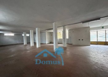 Foto 1 - Magazzino Via Agnelli
 
11, Pinerolo - foto 1