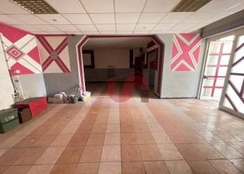 Foto 2 - Commercial Premises Via ponticelli, Benevento - photo 2