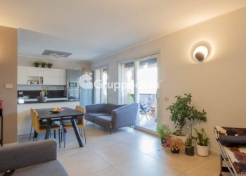 Foto 5 - Quadrilocale Via Teano
 
7, Magenta - foto 5