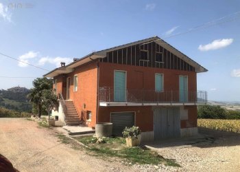 Foto 1 - Appartamento C.da San Taddeo
 
10, Force - foto 1