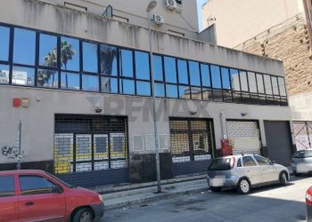 Edificio all\'aperto - Locale Commerciale Via Antonello Da Messina
 
2a, 2b, Palermo - foto 1