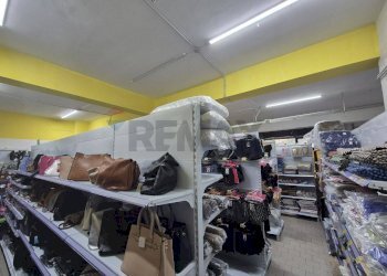 negozio - Locale Commerciale Via Antonello Da Messina
 
2a, 2b, Palermo - foto 4