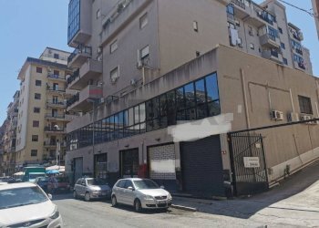 Edificio all\'aperto - Locale Commerciale Via Antonello Da Messina
 
2a, 2b, Palermo - foto 7