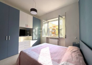 Camera / camera da letto - Quadrilocale Via Rapallo
 
7, Gaeta - foto 17