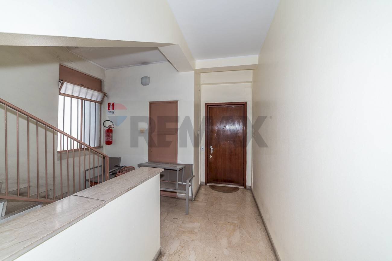 Hall / corridoio - Apartment VIA FIMIA
 
27, Catania - photo 2