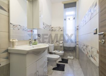 Bagno - Appartamento Via Conte Di Torino
 
37, Catania - foto 41