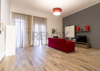 Soggiorno - Appartamento Via Conte Di Torino
 
37, Catania - foto 54