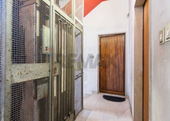 Hall / corridoio - Appartamento Via Conte Di Torino
 
37, Catania - foto 66