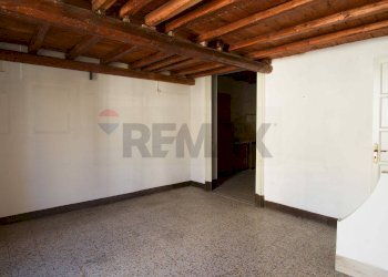 Stanza vuota - Casa indipendente Via Roma
 
162/164, Misterbianco - foto 19