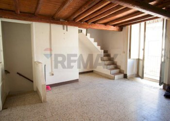 Stanza vuota - Casa indipendente Via Roma
 
162/164, Misterbianco - foto 22