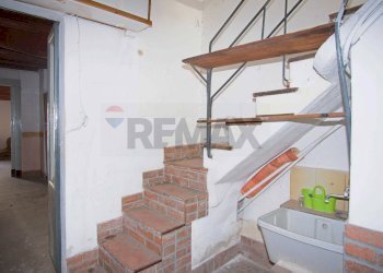 Scale - Casa indipendente Via Roma
 
162/164, Misterbianco - foto 27