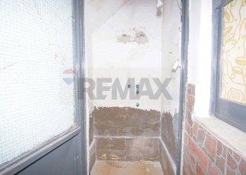 Hall / corridoio - Casa indipendente Via Roma
 
162/164, Misterbianco - foto 28