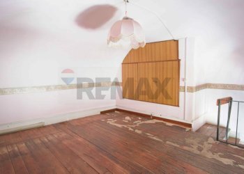 Stanza vuota - Casa indipendente Via Roma
 
162/164, Misterbianco - foto 39